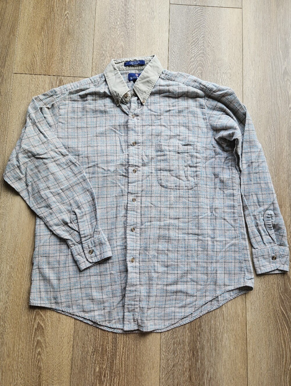 Bill Blass Long Sleeve Button Up Tan, Cream, Blue Flannel Shirt | Large